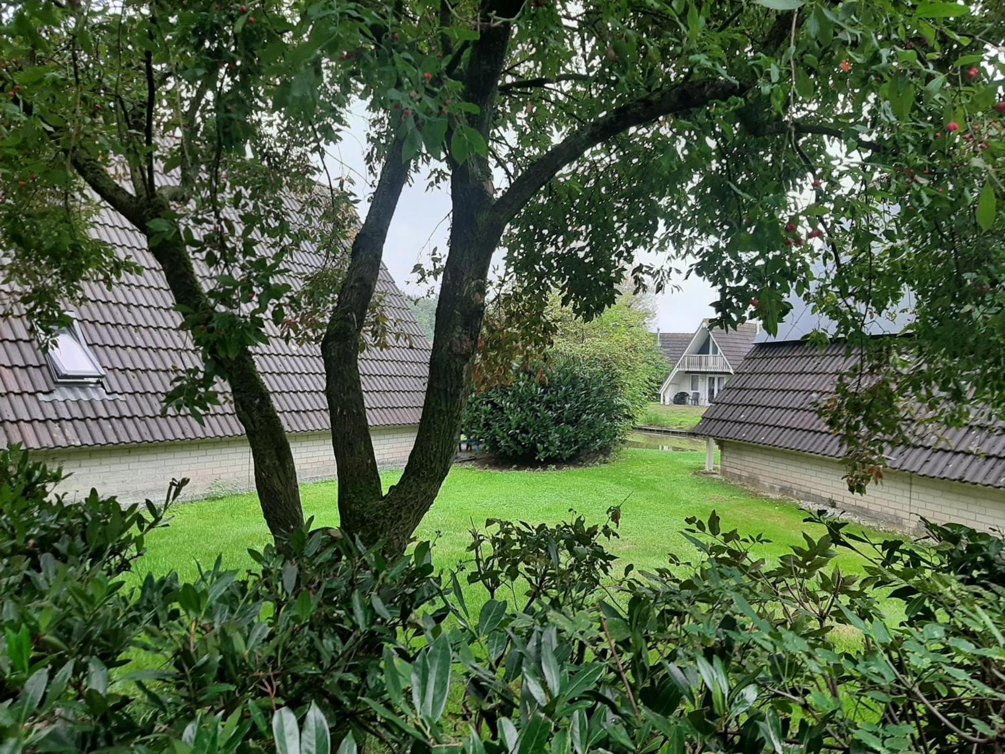 Stijlvol Aan De Visvijver Gramsbergen Eksteriør billede